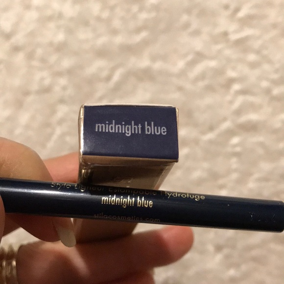 NIB- Stila Smudge Stick Waterproof Eye Liner - Picture 2 of 8